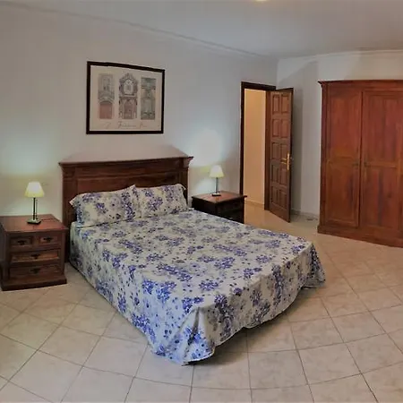 Residencia Maximilian Holiday home